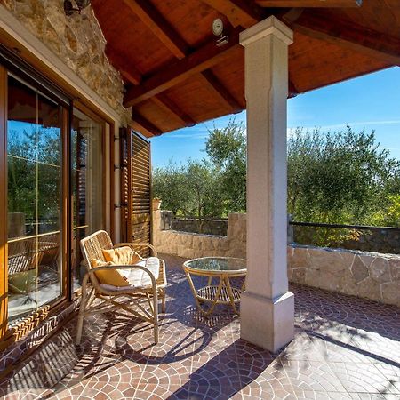 Gorgeous Home In Zgaljici With Sauna Exteriör bild