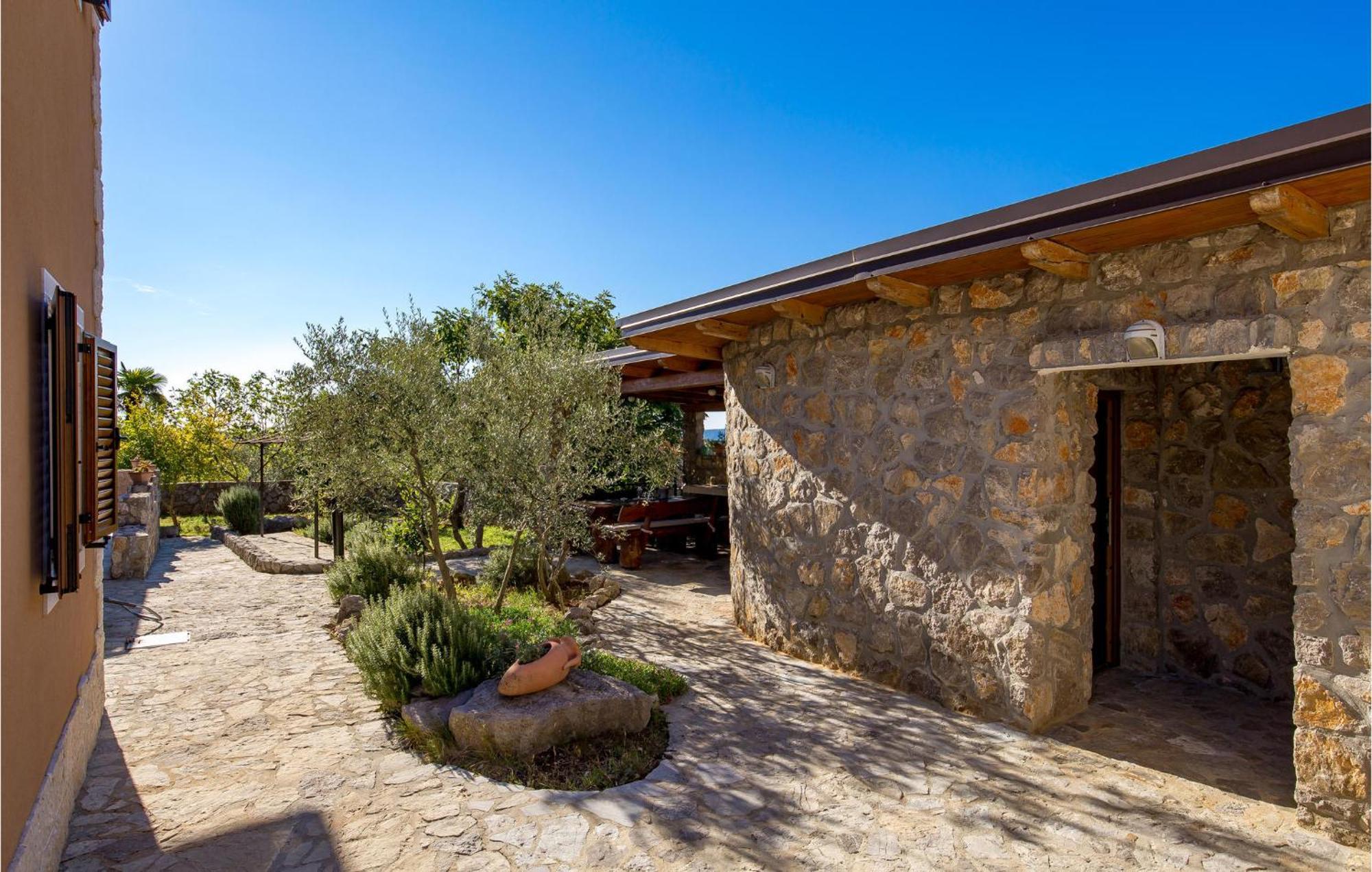 Gorgeous Home In Zgaljici With Sauna Exteriör bild